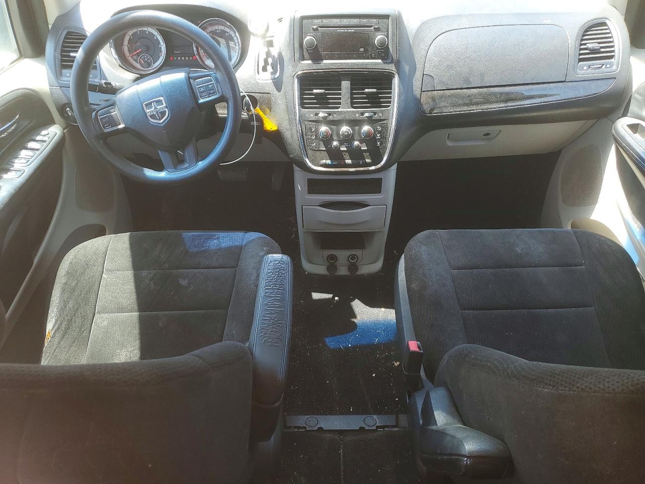 Dodge Caravan Sxt