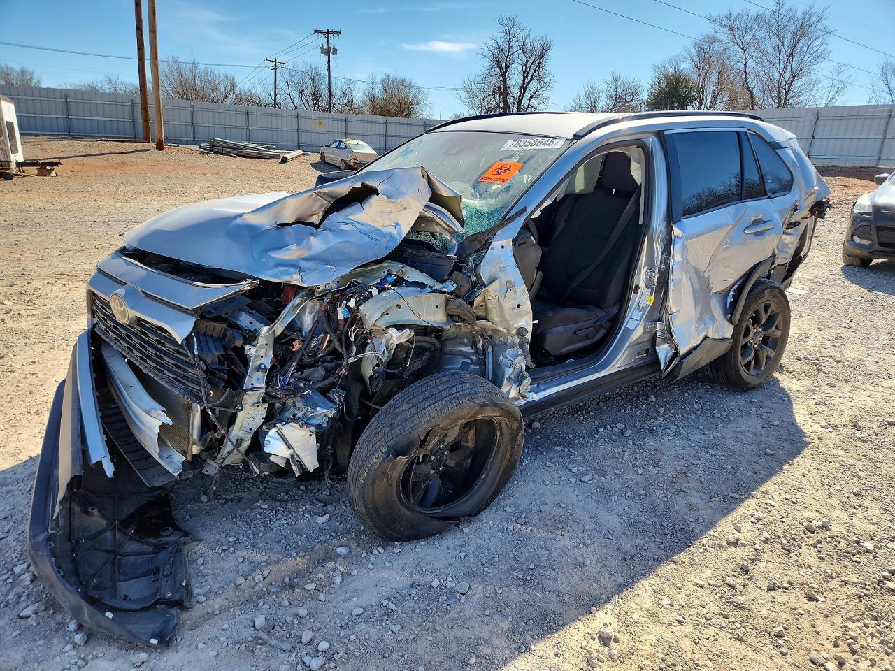 Salvage Toyota RAV4 Image
