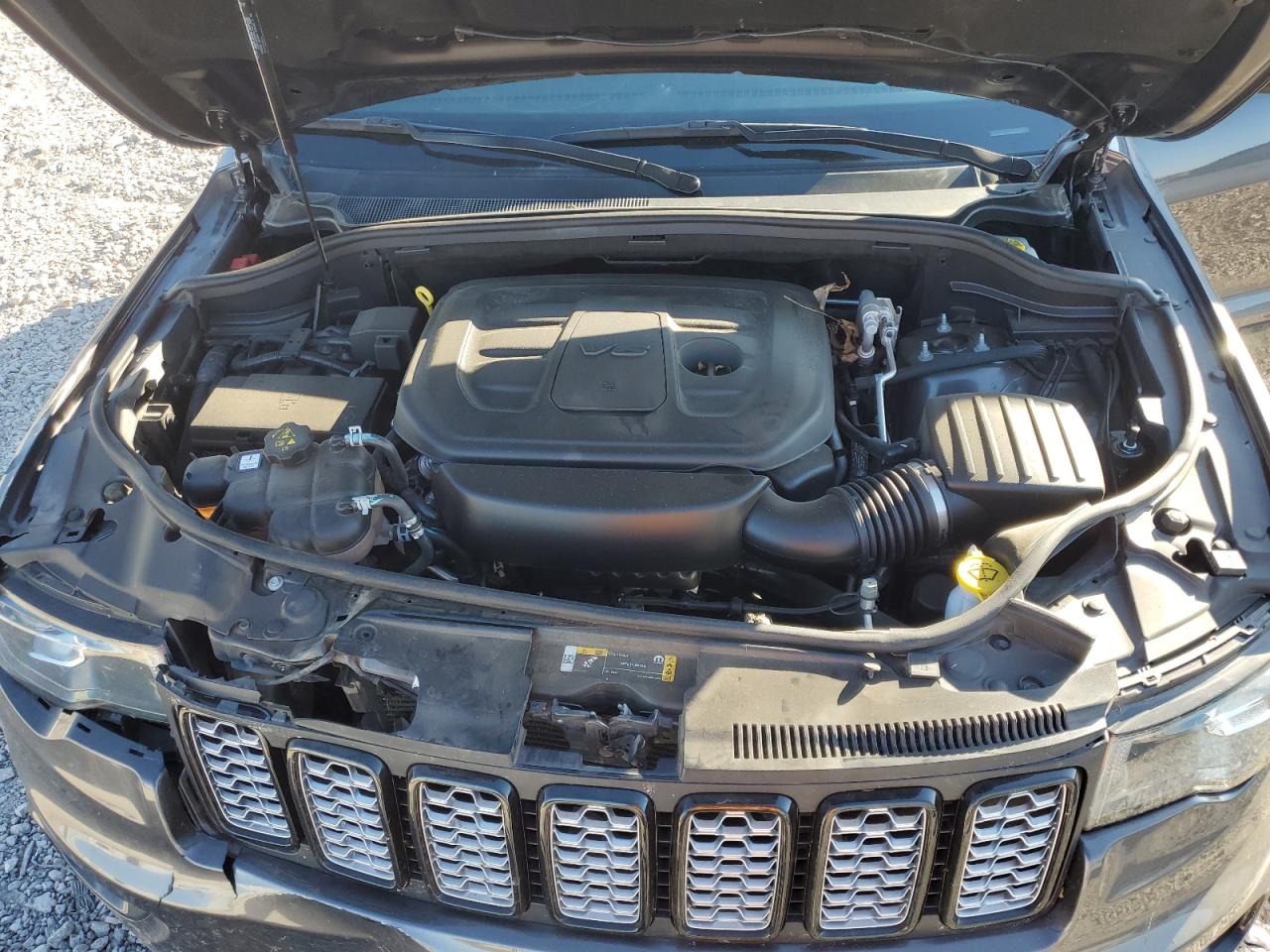 Jeep Grand Cherokee Laredo