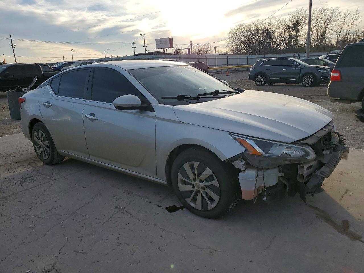 Nissan Altima S