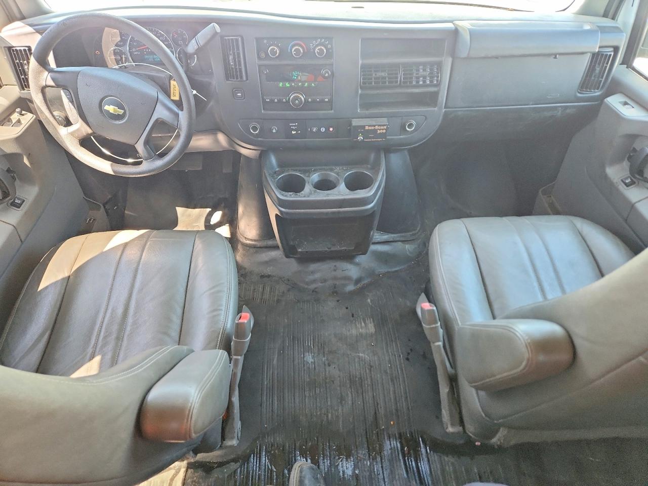 Chevrolet Express Ls