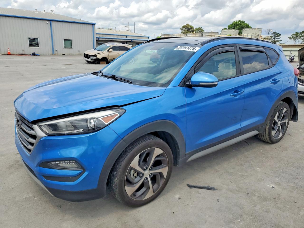 Salvage Hyundai TUCSON Image