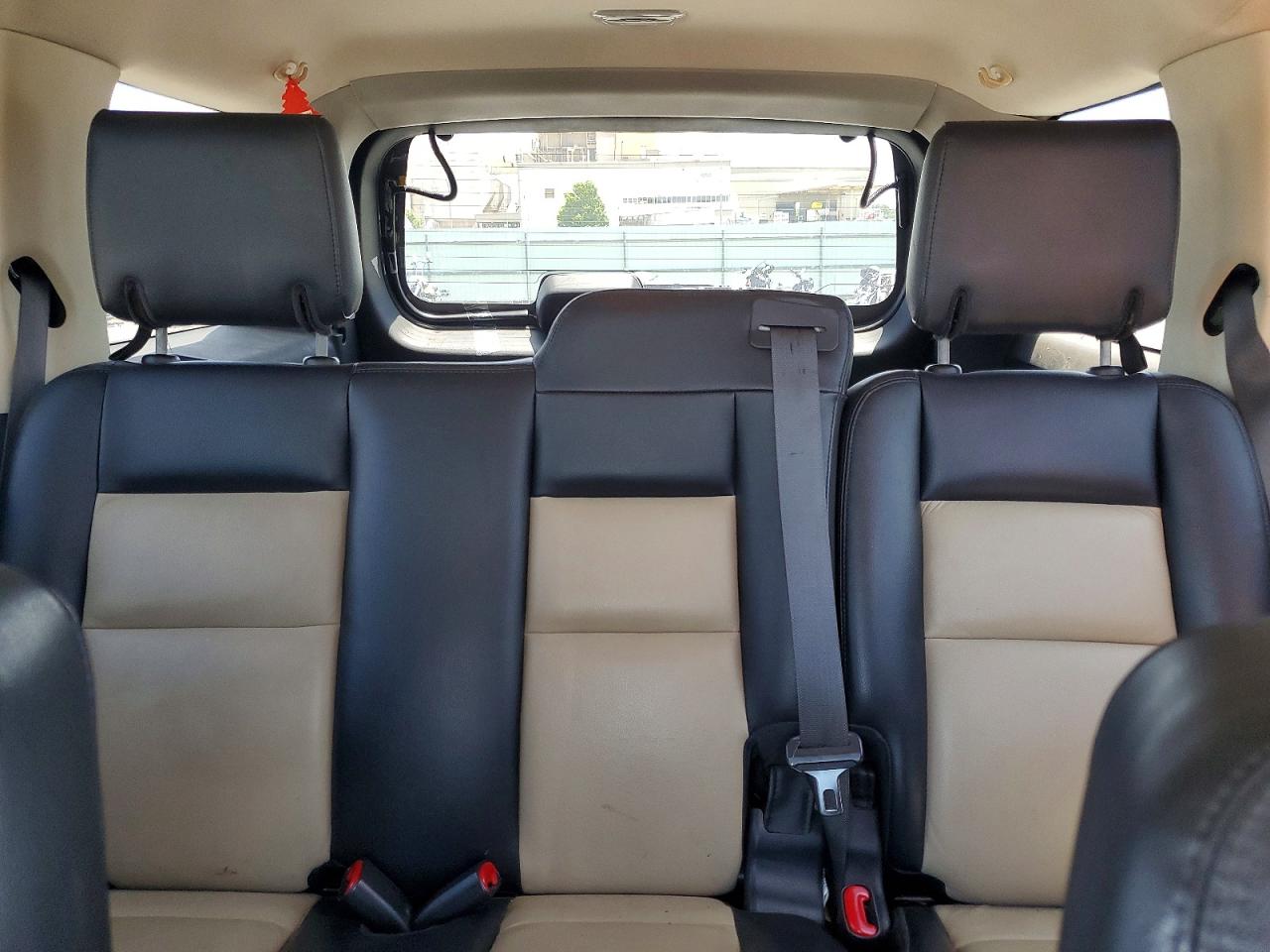 Ford Explorer Eddie Bauer