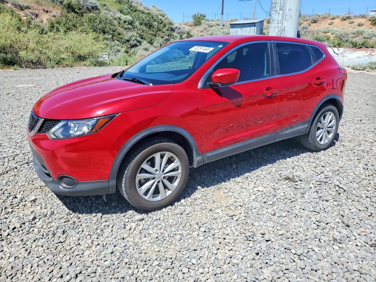 Salvage Nissan Rogue Image