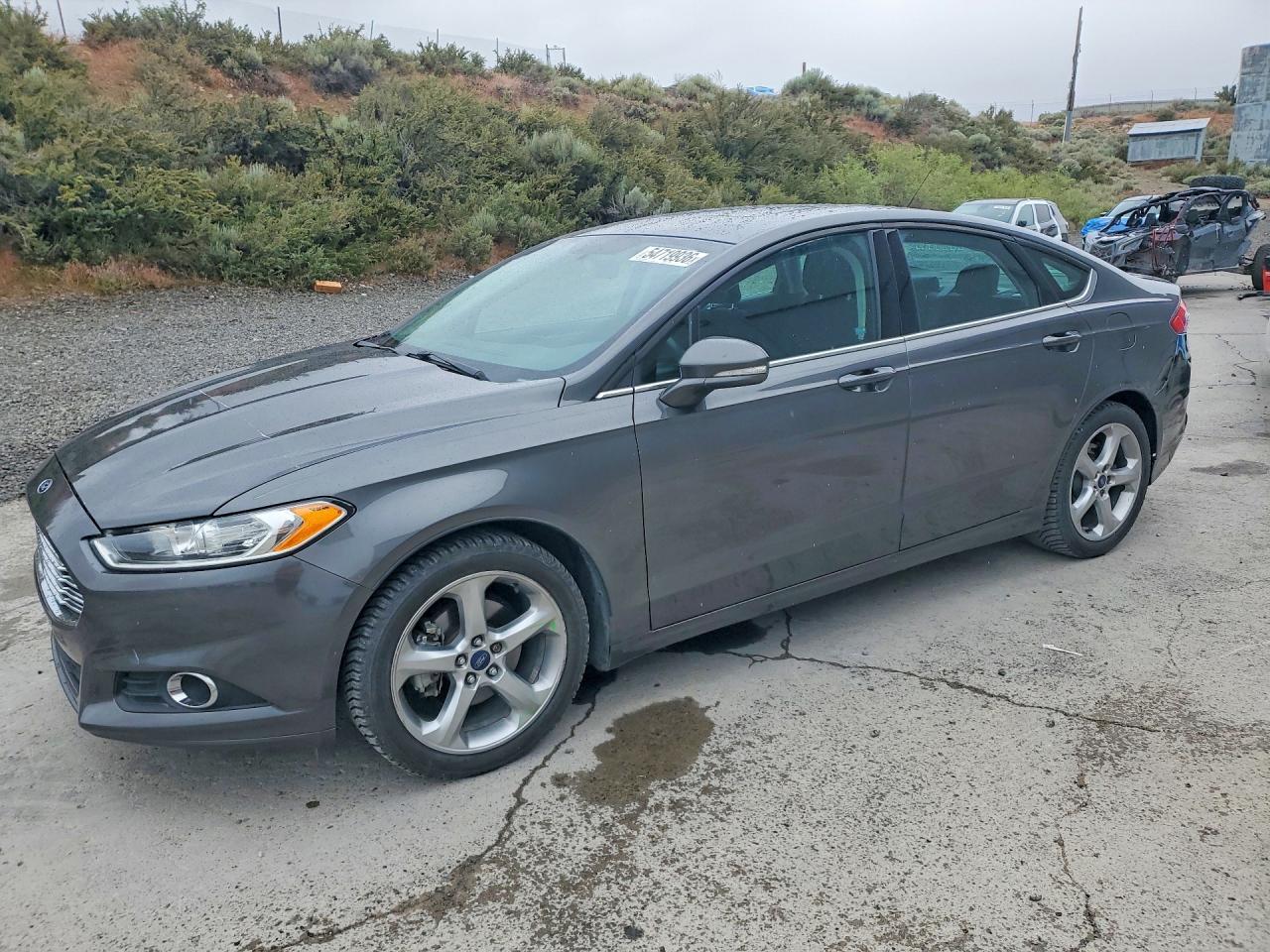 Salvage Ford Fusion Image