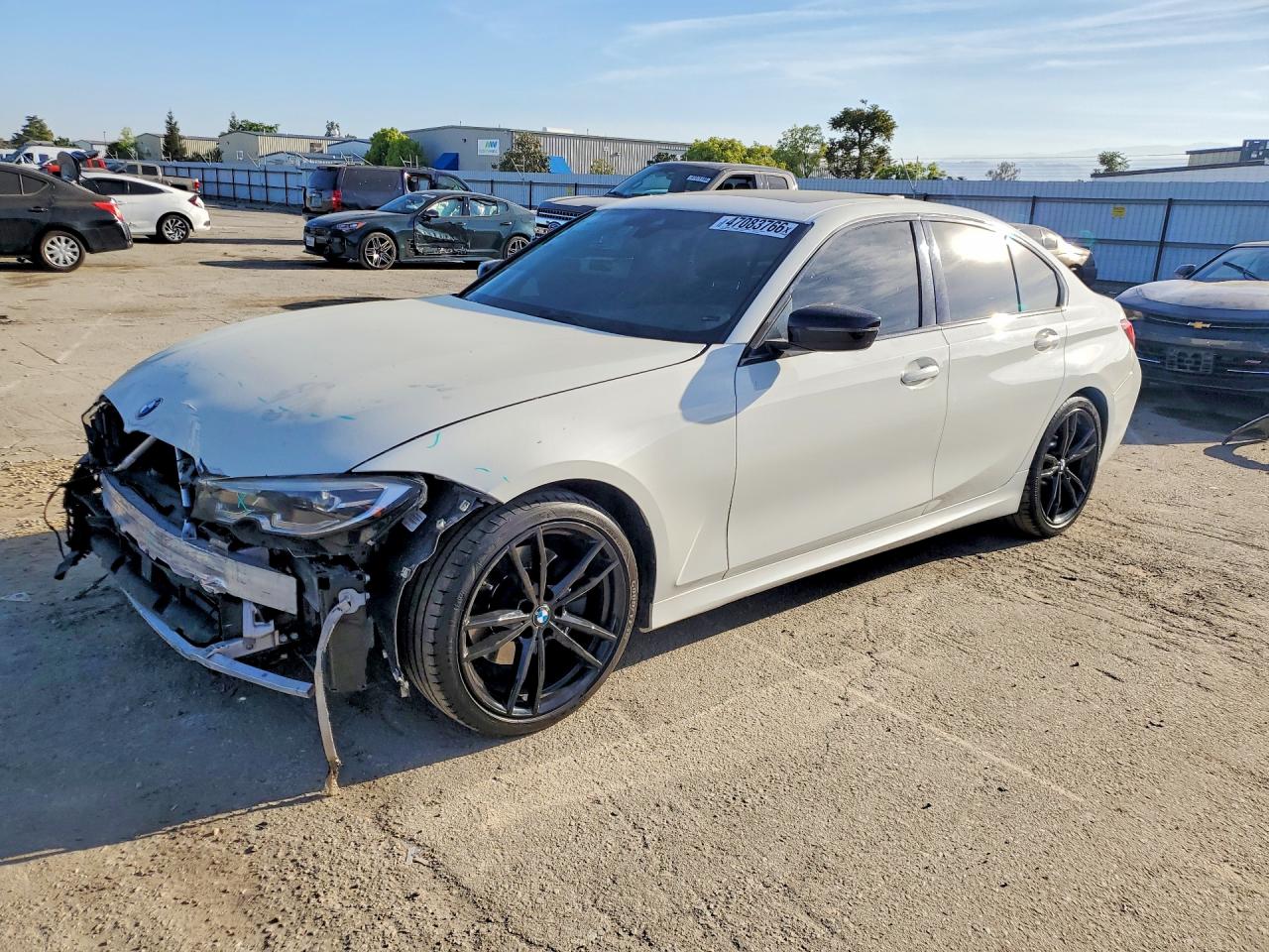 Salvage BMW 3 Series Image