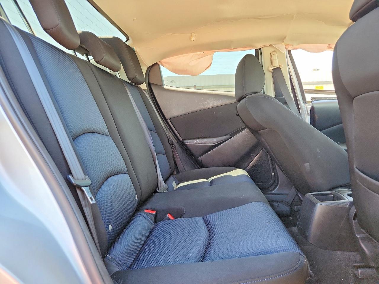 Toyota Yaris L