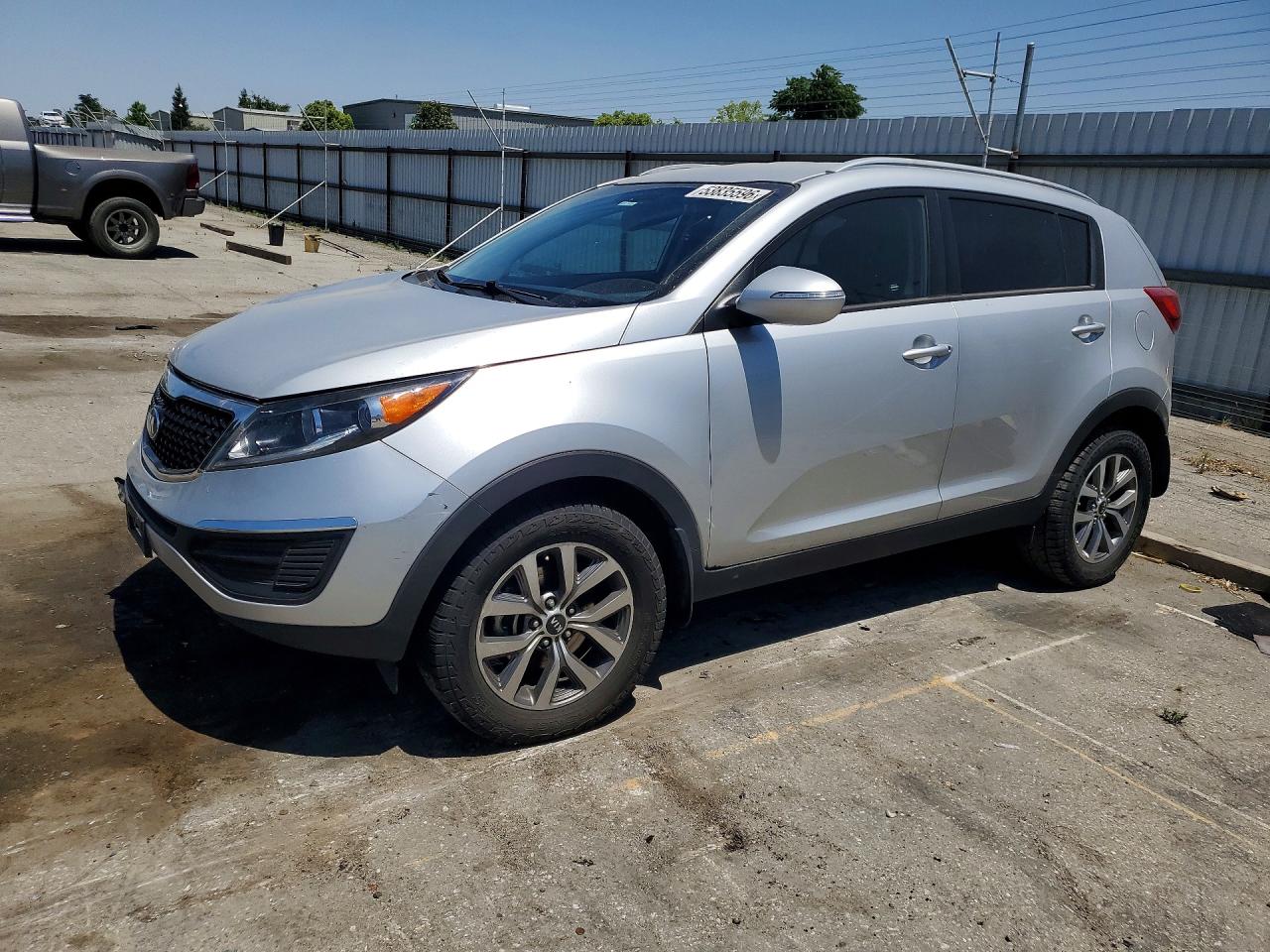 Salvage Kia Sportage Image