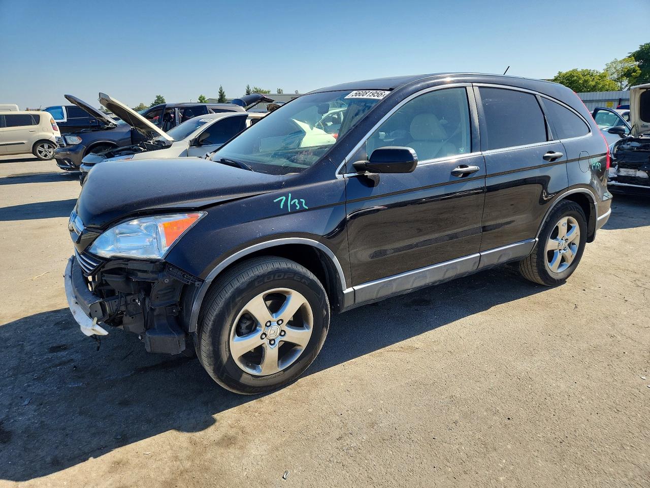 Salvage Honda Crv Image