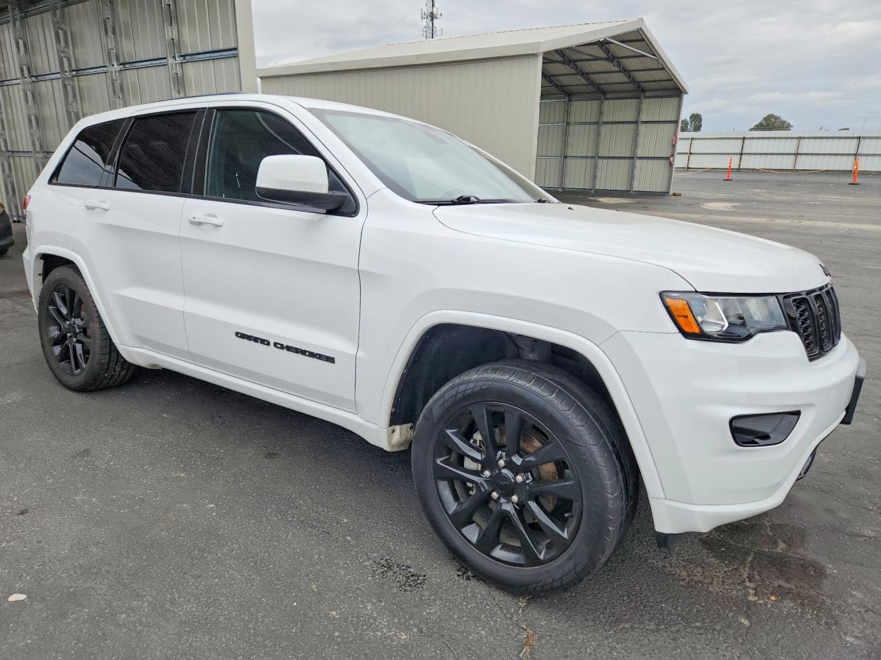 Jeep Cherokee Laredo