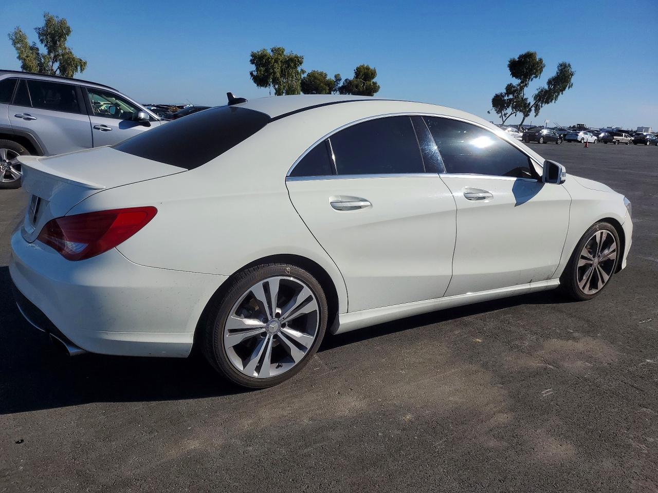 Mercedes-Benz Cla-class 250
