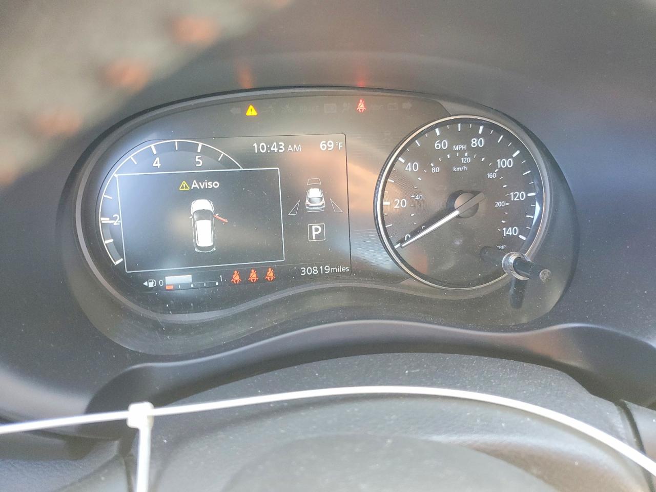 Nissan Kicks Sr