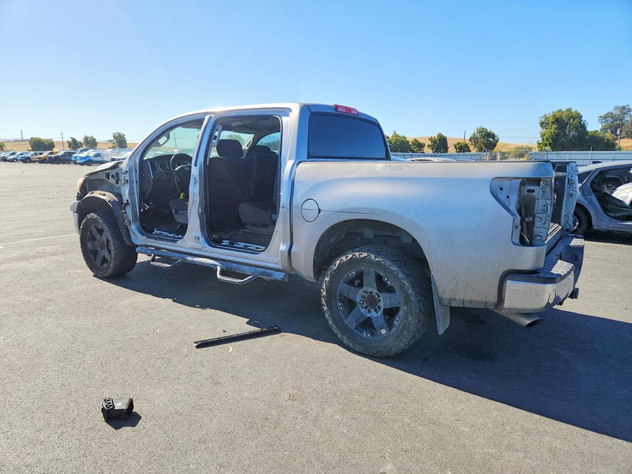 Toyota Tundra Crewmax Sr5