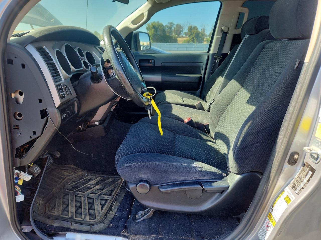 Toyota Tundra Crewmax Sr5