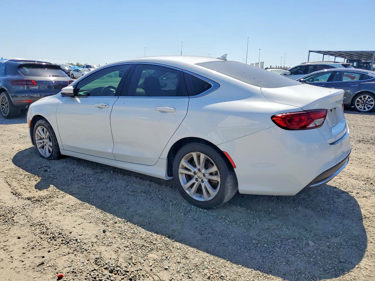 Chrysler 200