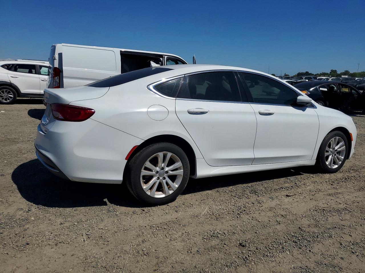 Chrysler 200