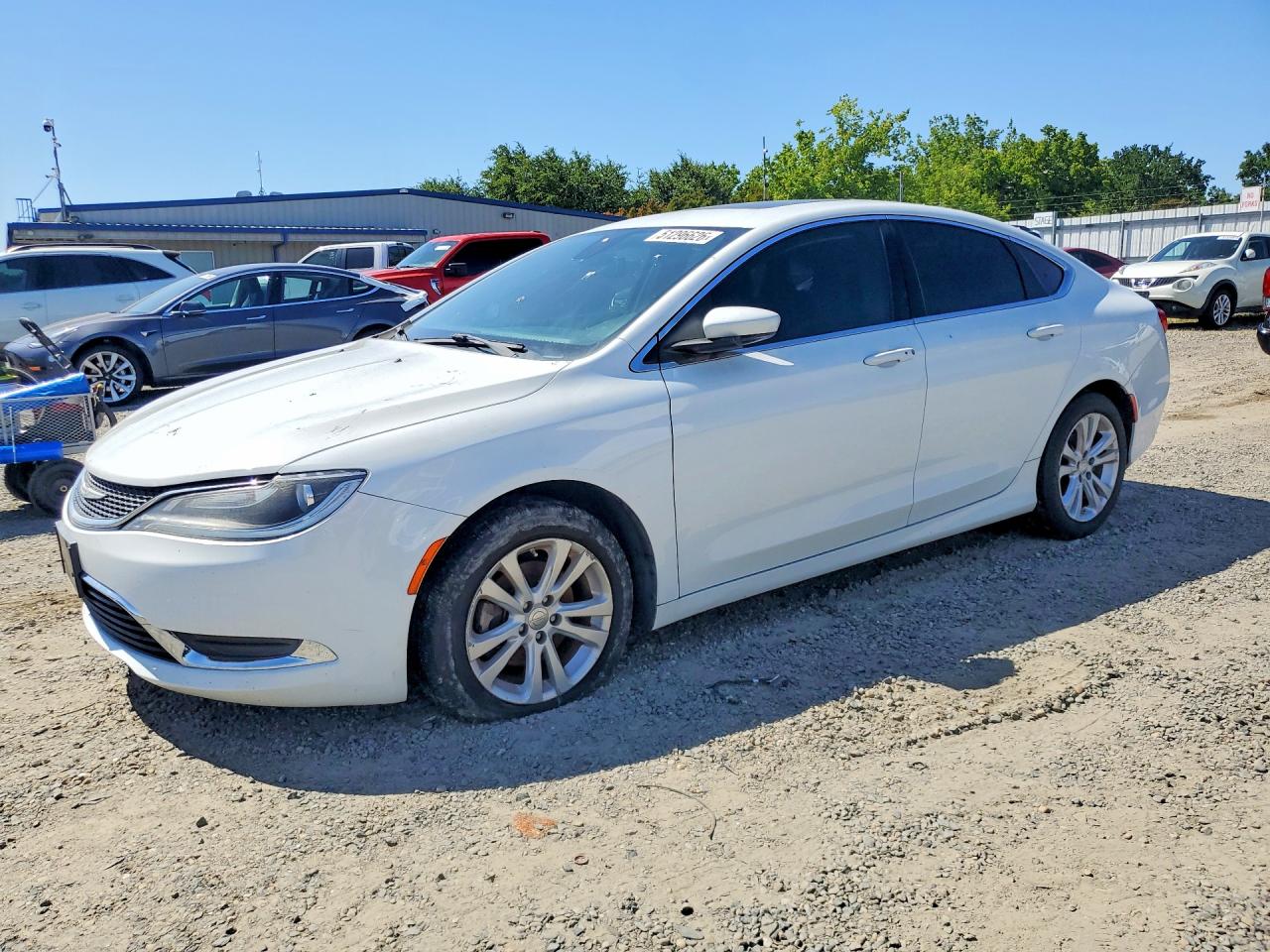 Salvage Chrysler 200 Image