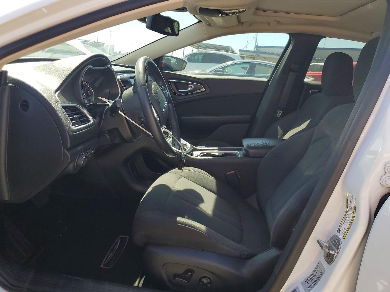 Chrysler 200