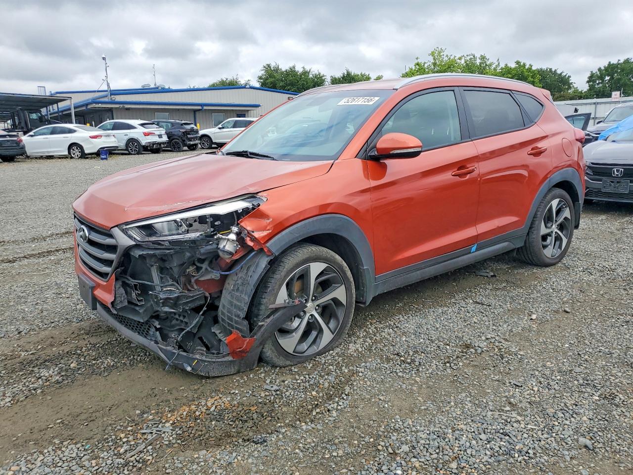 Salvage Hyundai TUCSON Image