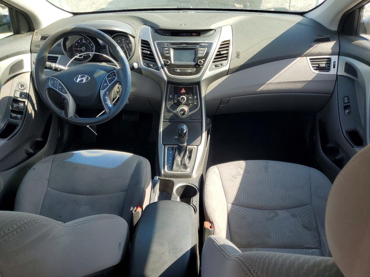 Hyundai ELANTRA Se