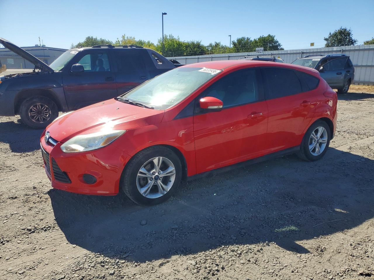 Salvage Ford Focus Image