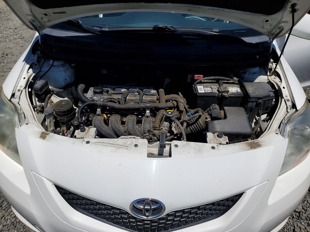 Toyota Yaris Base