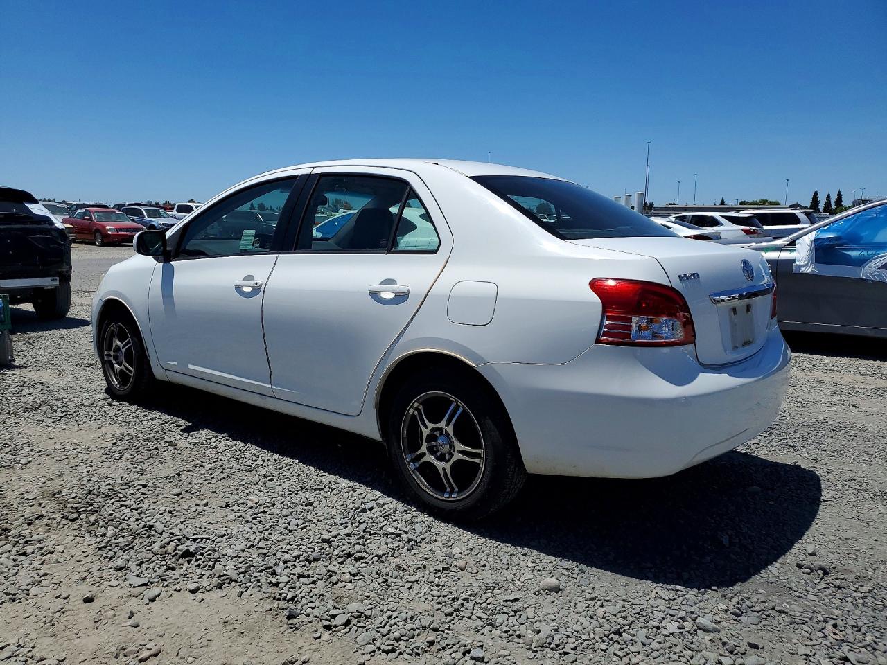 Toyota Yaris Base