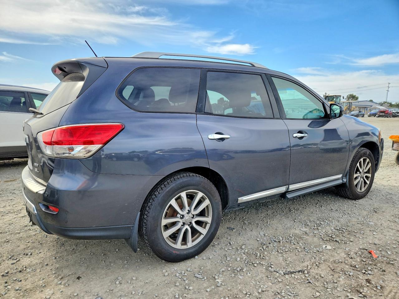 Nissan Pathfinder Sl