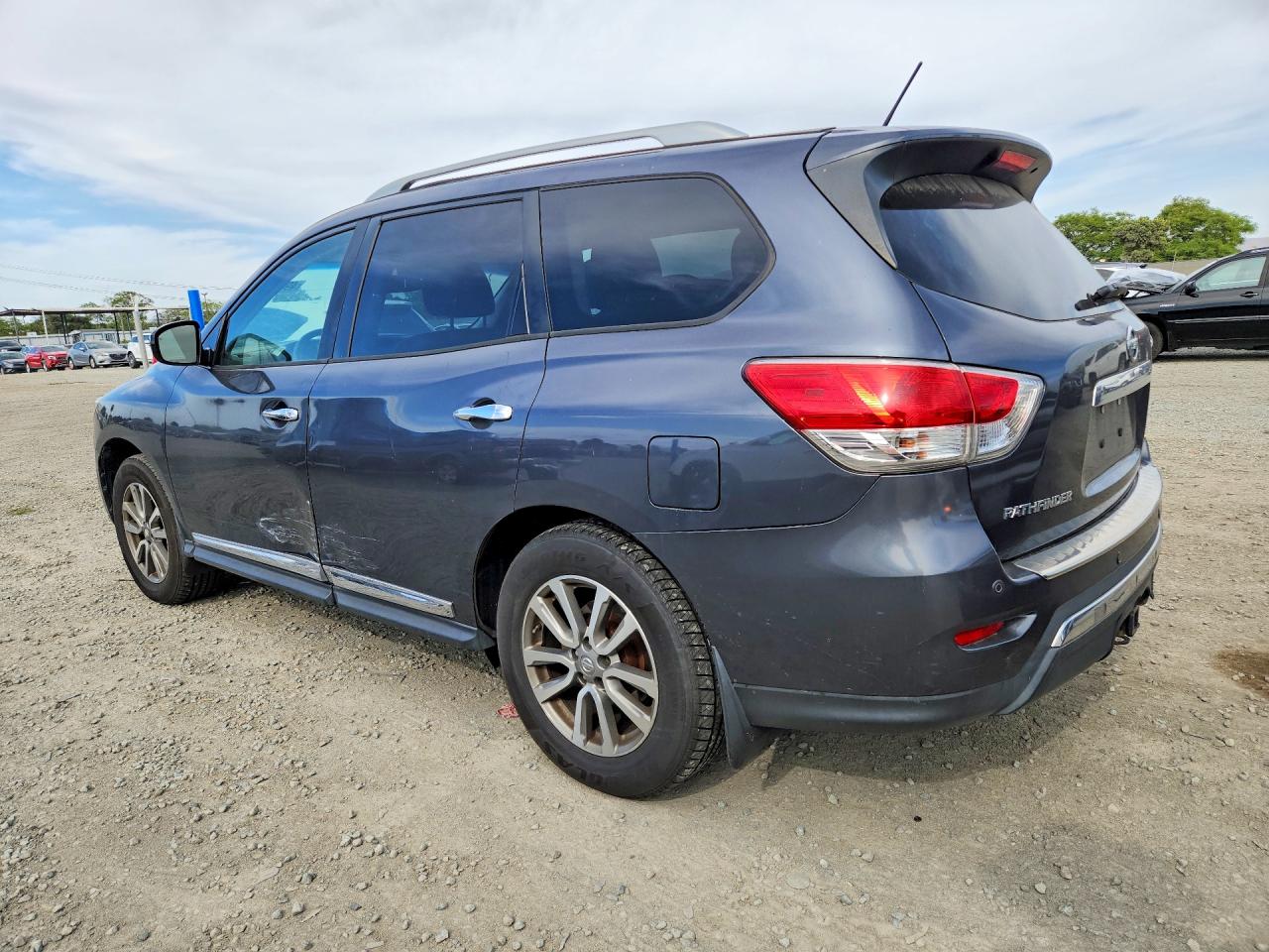 Nissan Pathfinder Sl