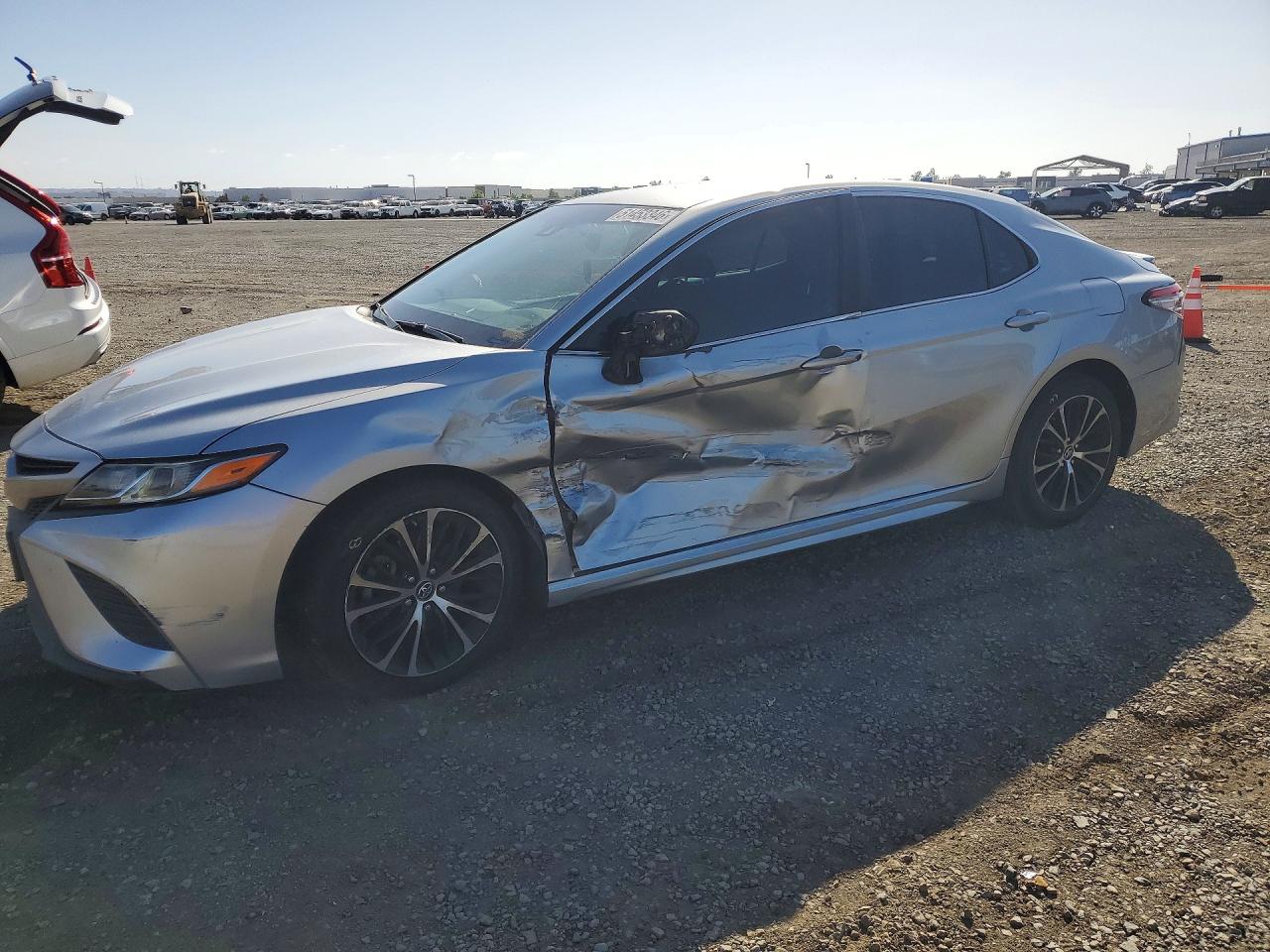 Salvage Toyota Camry Image