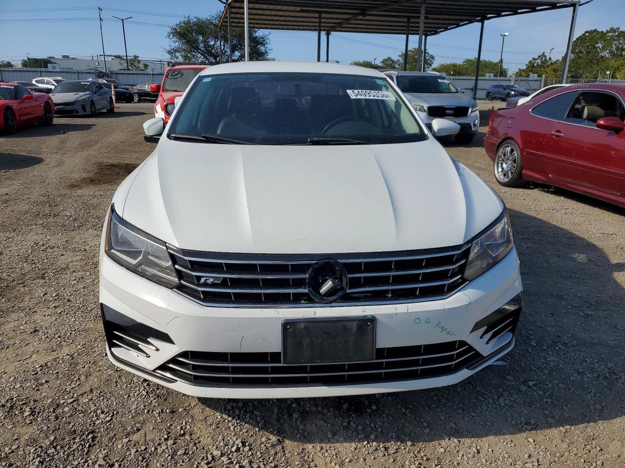 Volkswagen Passat R-line