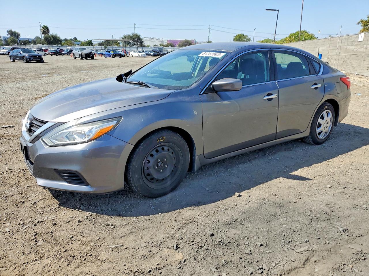 Salvage Nissan Altima Image