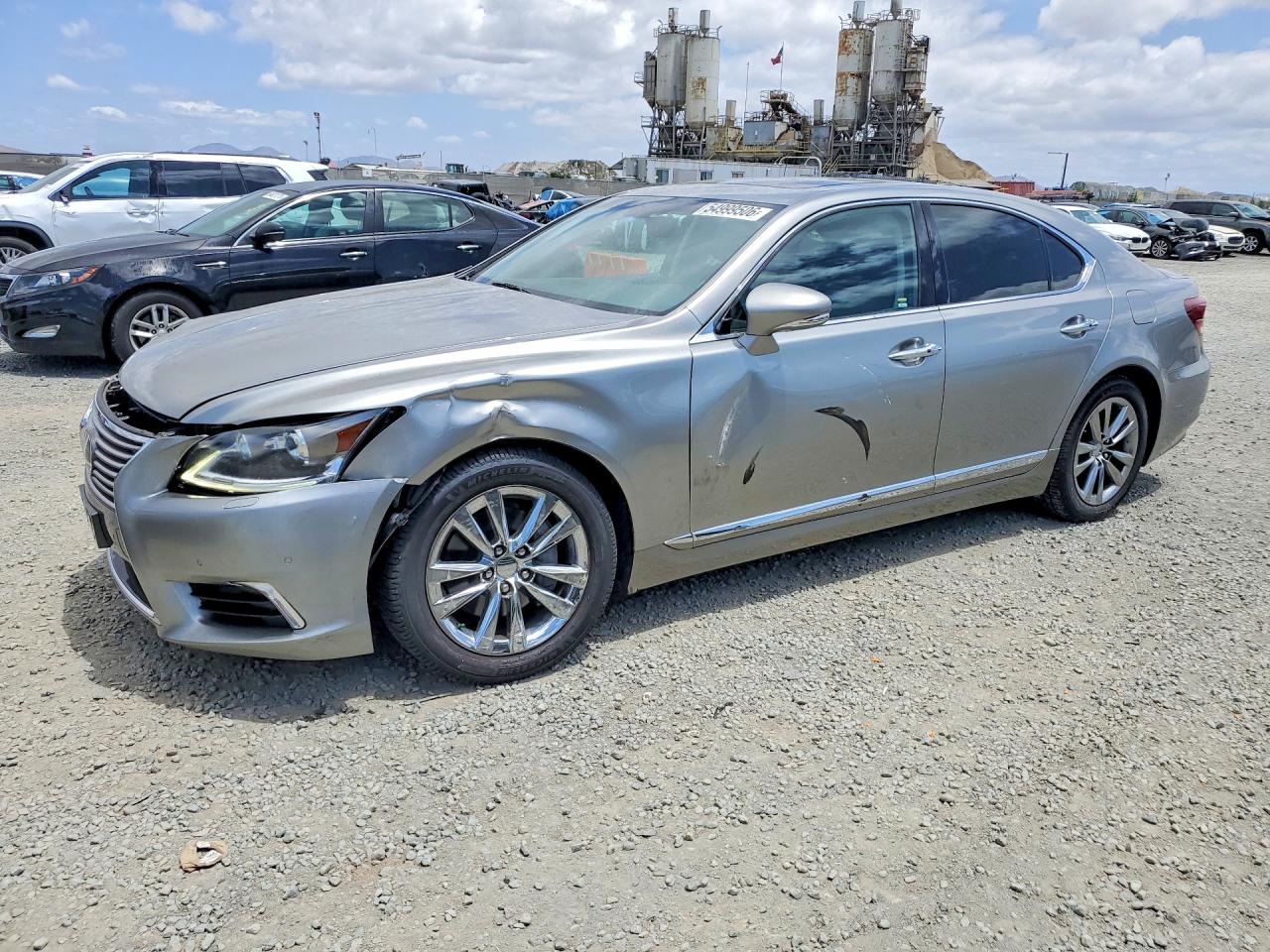 Salvage Lexus LS Image