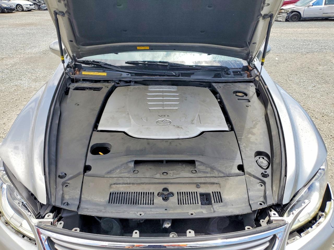 Lexus LS 460