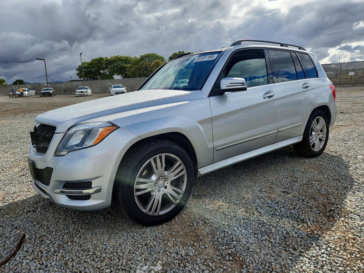 Salvage Mercedes-Benz GLK Image