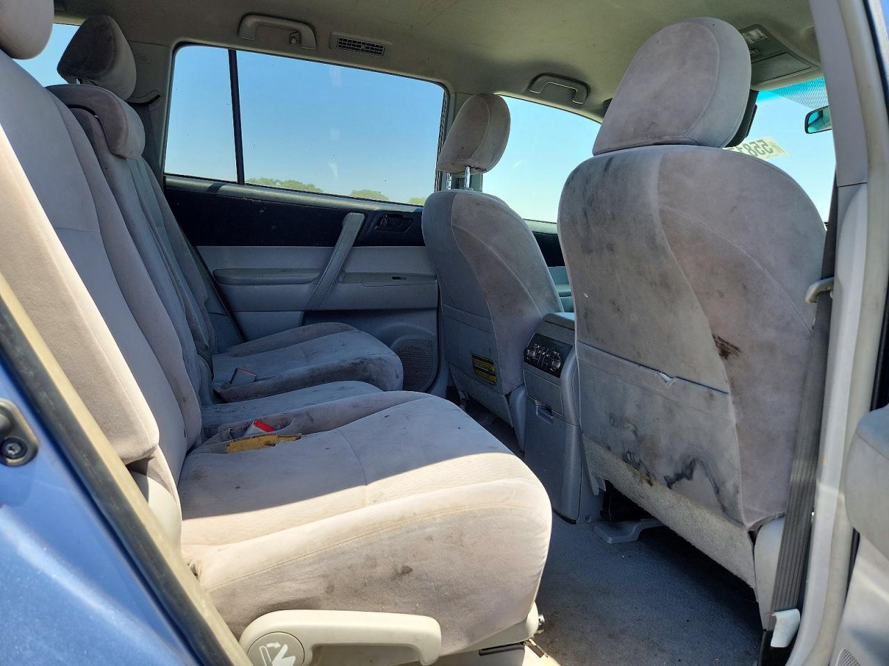 Toyota Highlander Base
