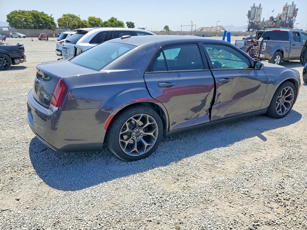 Chrysler 300 S
