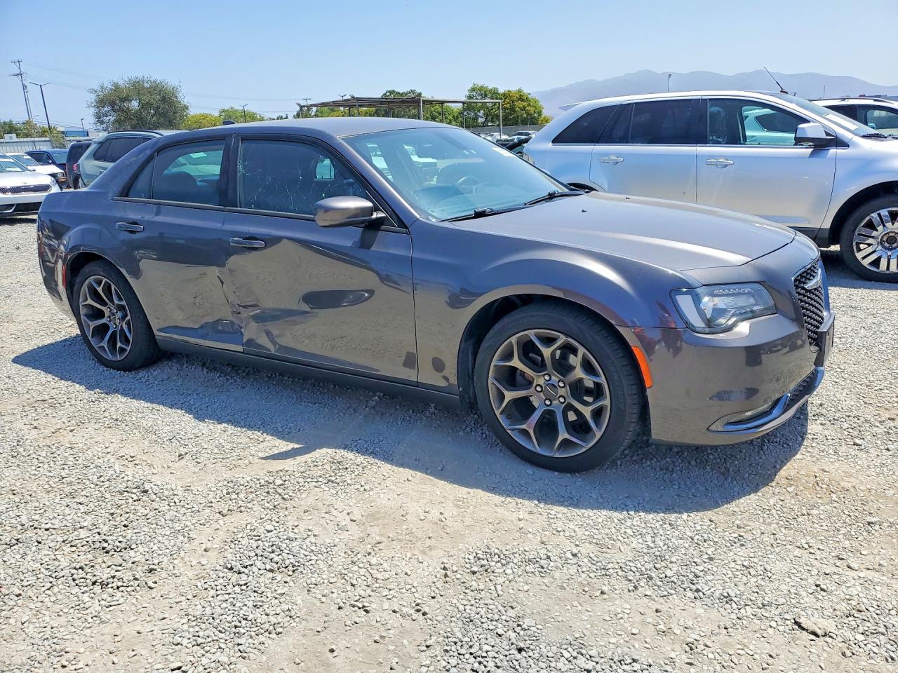 Chrysler 300 S
