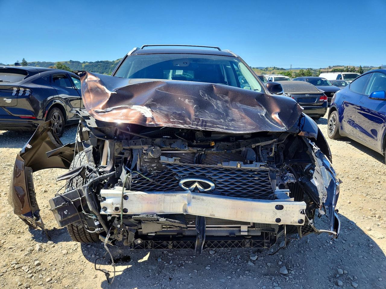 INFINITI Qx Luxe