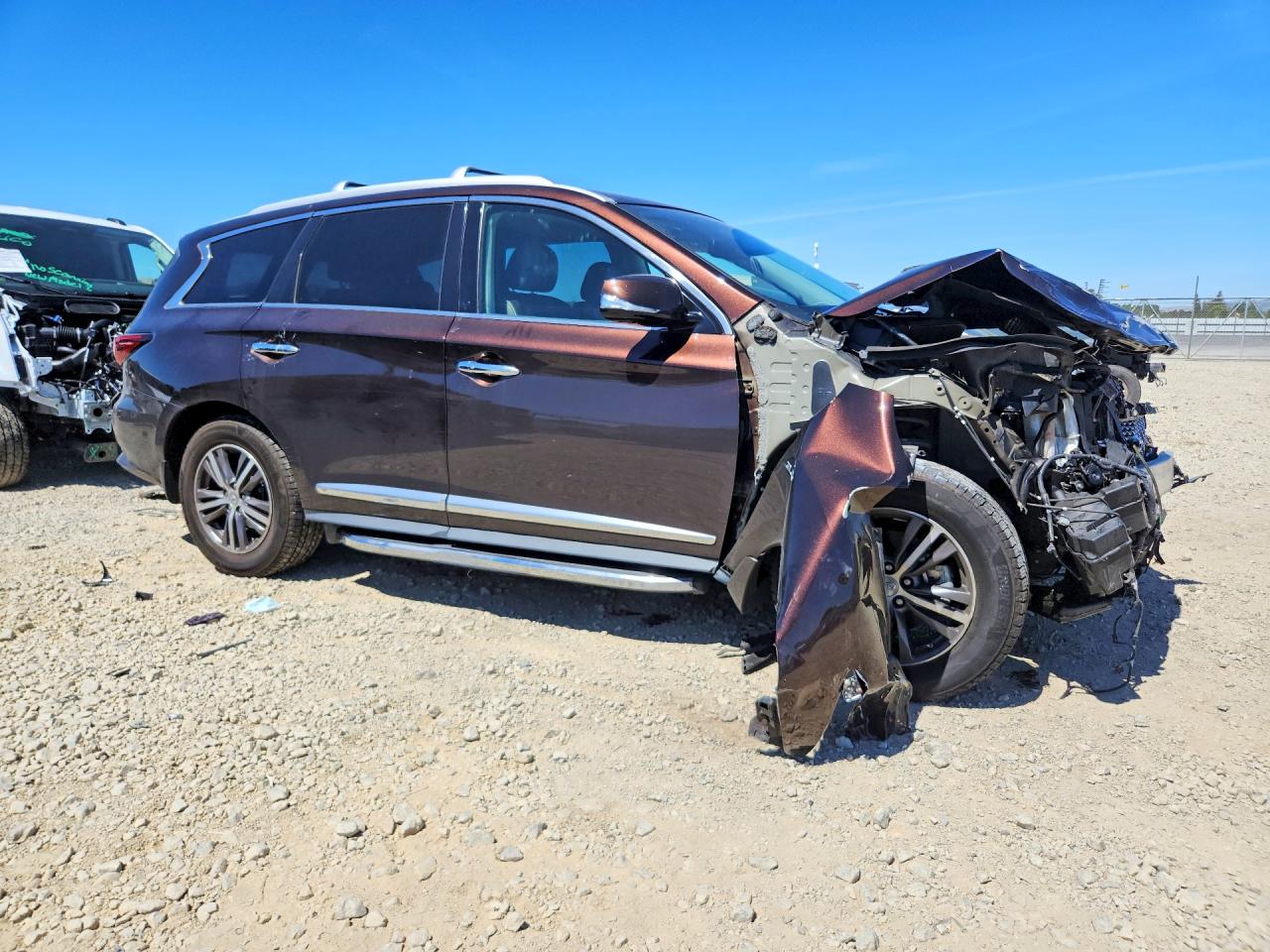 INFINITI Qx Luxe
