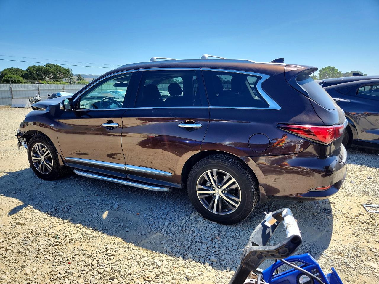 INFINITI Qx Luxe