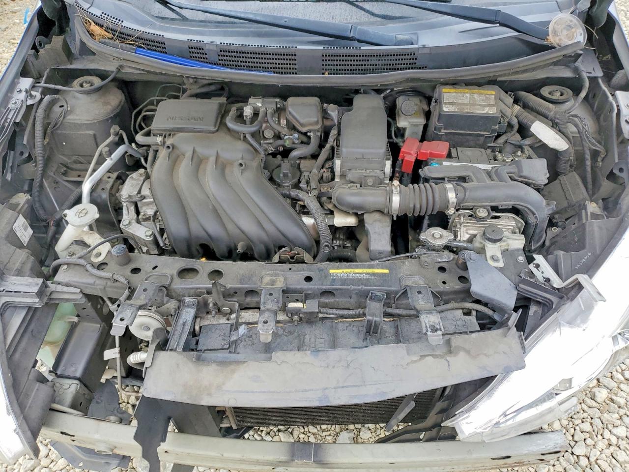 Nissan Versa 1.6 S Plus