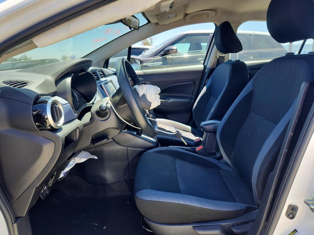 Nissan Versa Sv