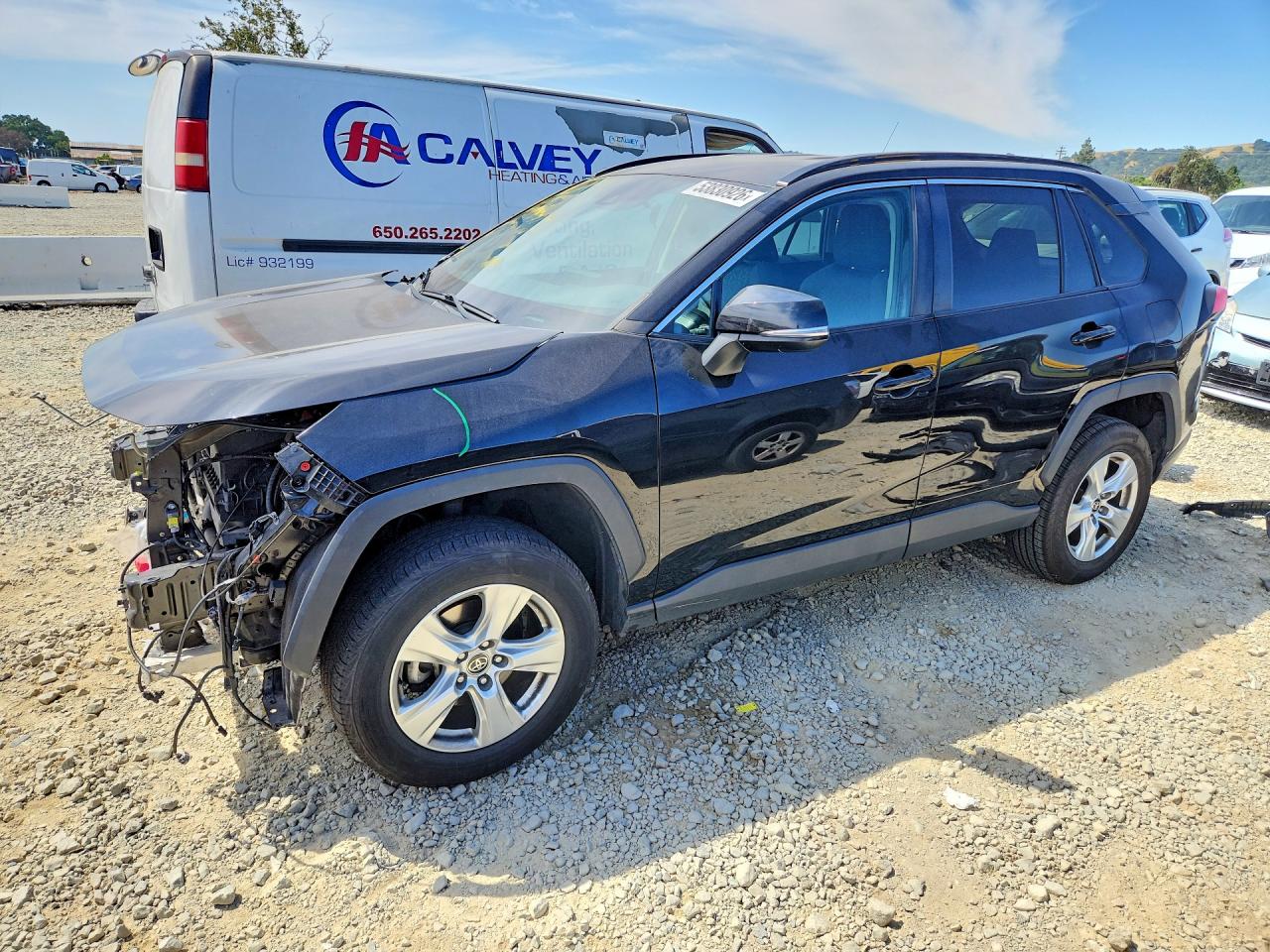 Salvage Toyota RAV4 Image