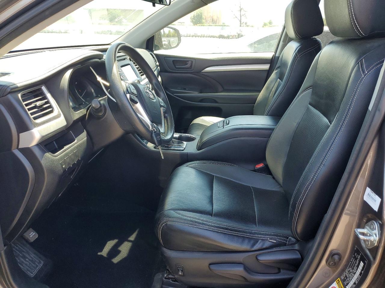 Toyota Highlander Le