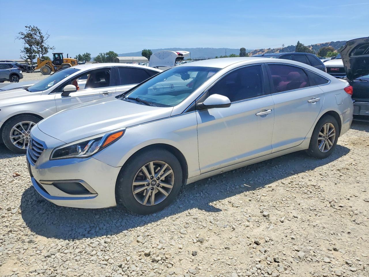 Salvage Hyundai SONATA Image
