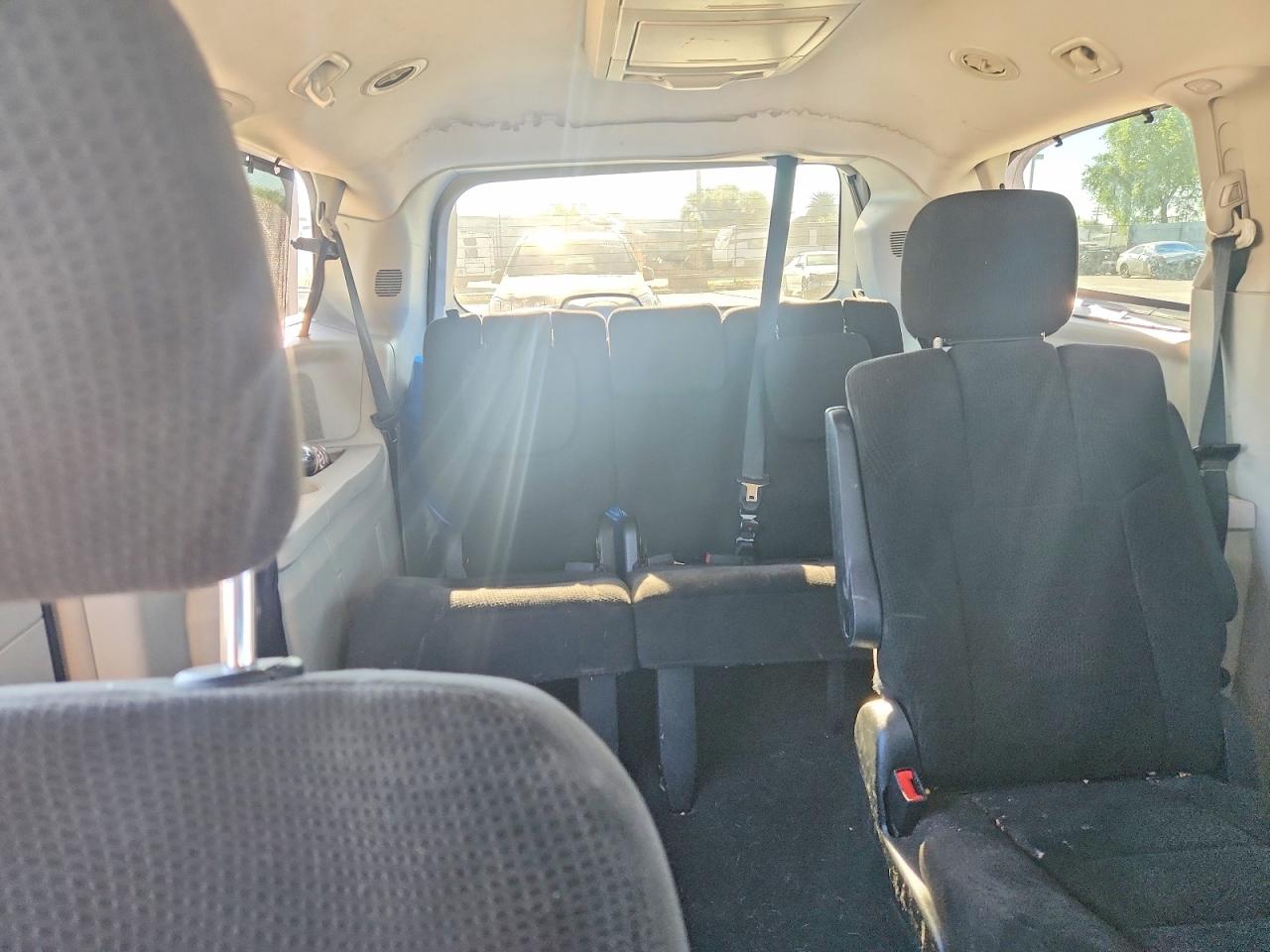 Dodge Caravan Crew