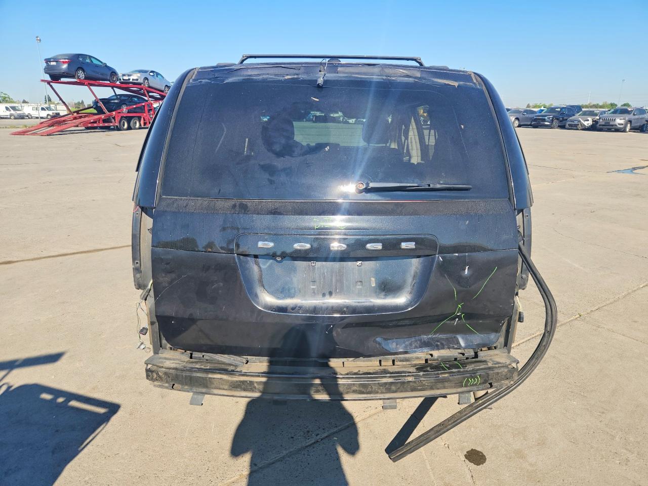 Dodge Caravan Crew