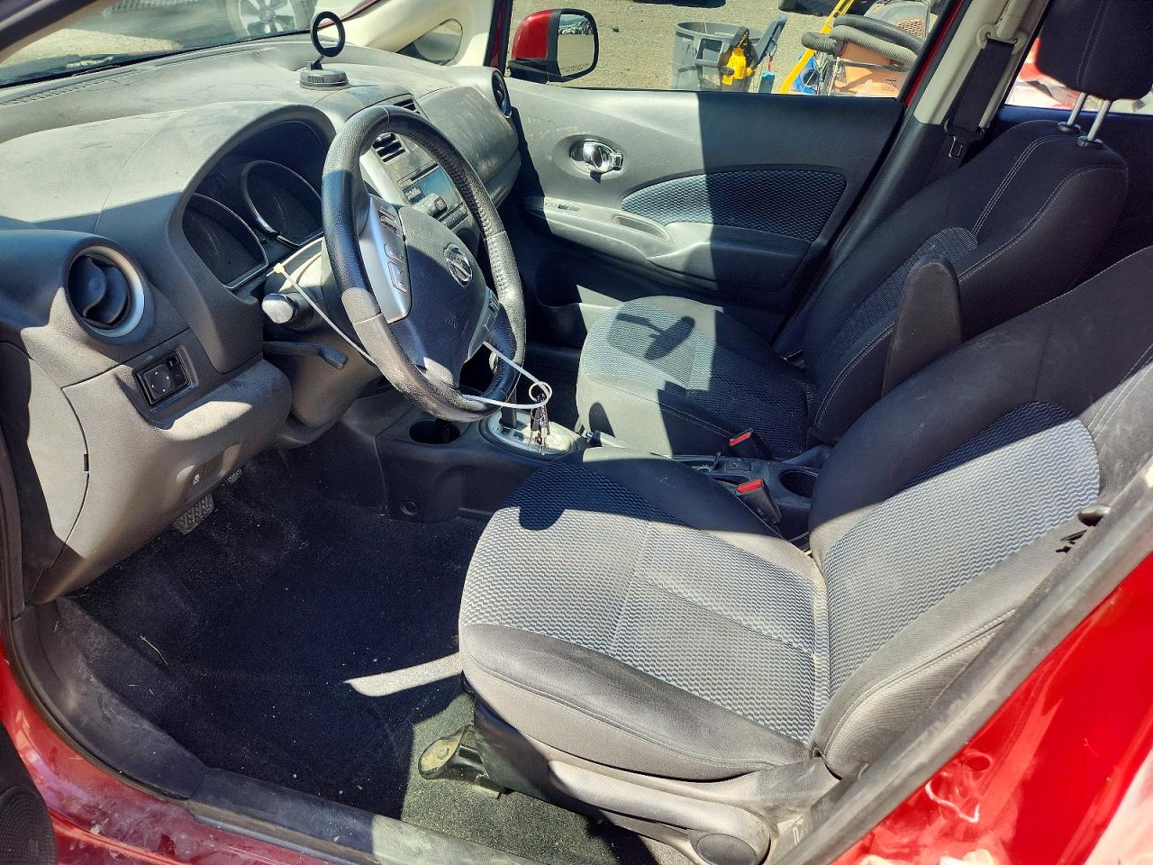 Nissan Versa Sv