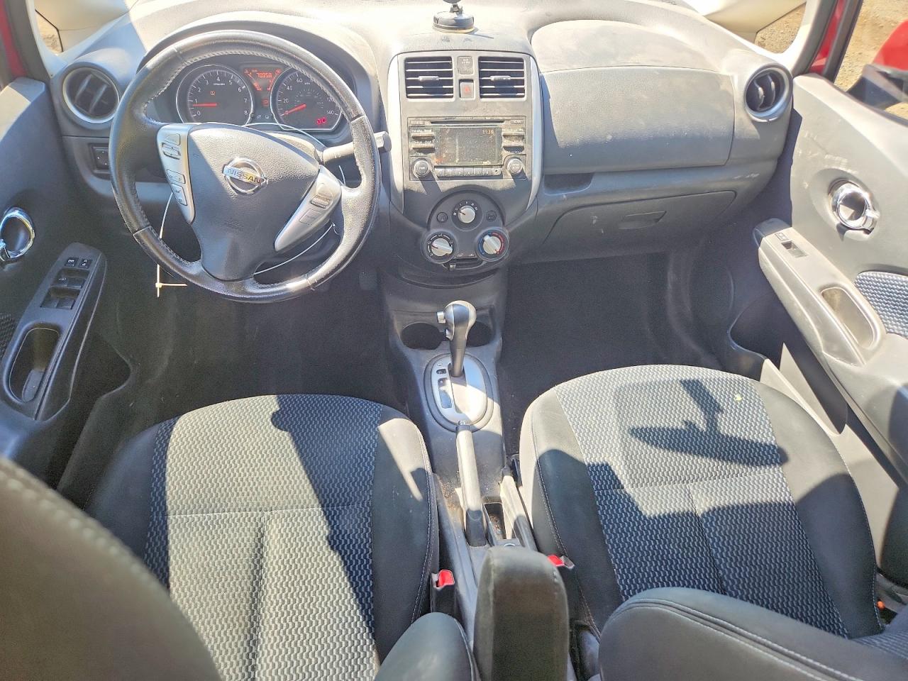 Nissan Versa Sv